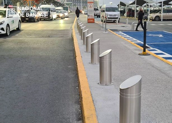 bolardos metálicos1 bolardos metálicos1