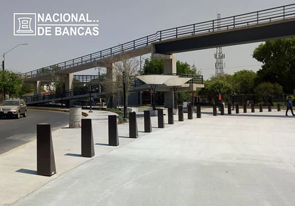 bolardos metálicos1 bolardos metálicos1