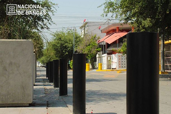 Usos de los bolardos metálicos Usos de los bolardos metálicos